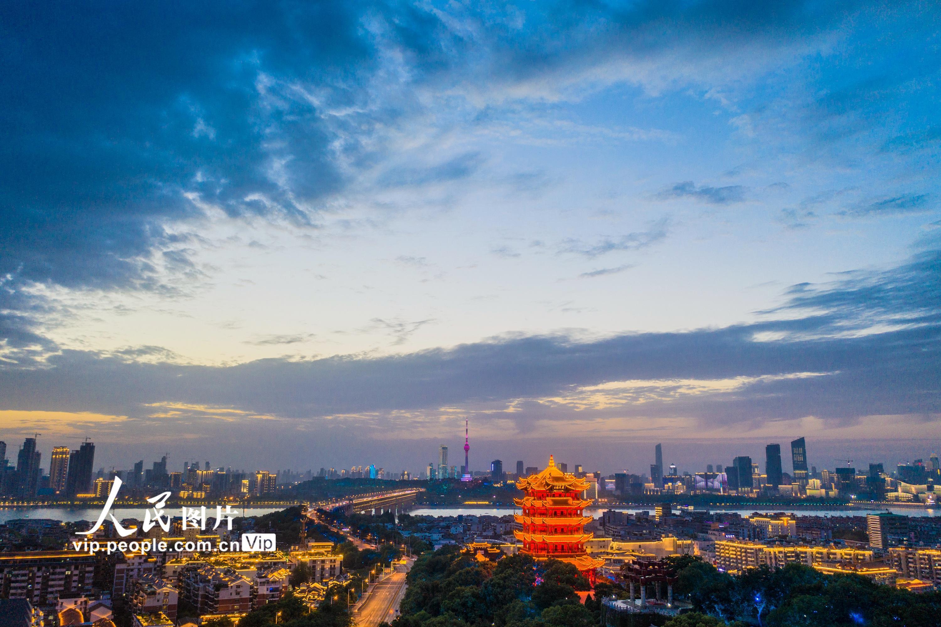 千年楚韵，湖北山水画卷之美