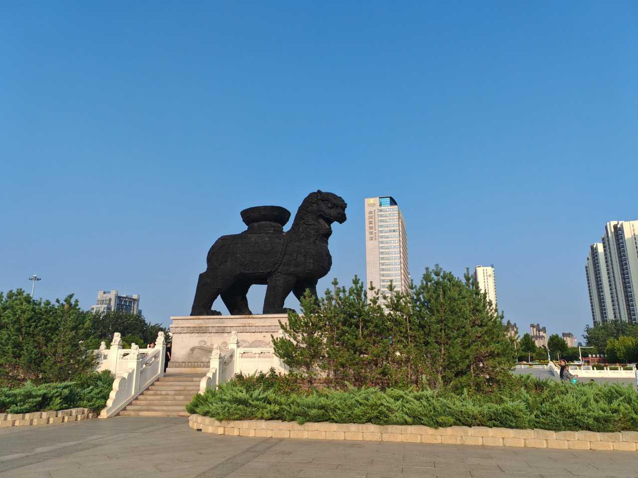 沧州盛典，嘉宾云集，观众热情如火